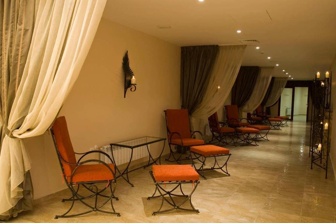 Apollo Spa Resort - Premium All-Inclusive , Pools & Free Beach, Individual Ac In Every Room Golden Sands Exterior photo
