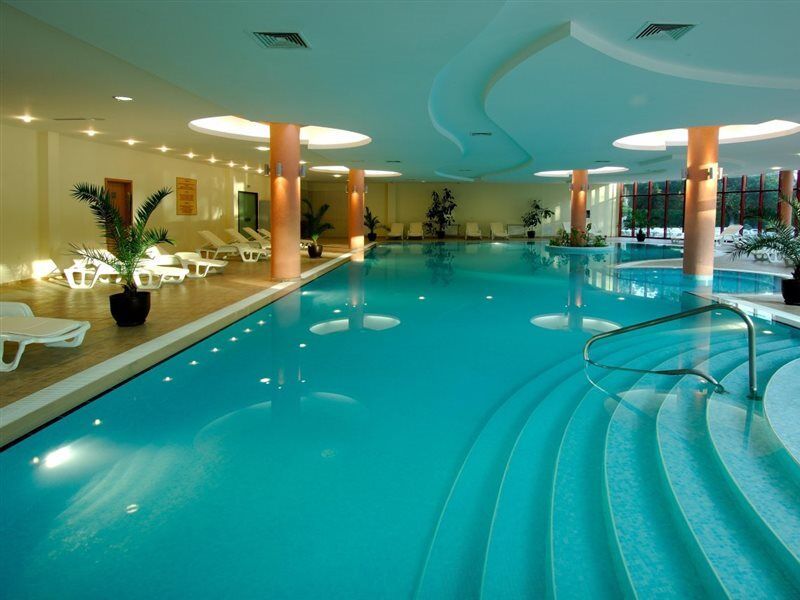 Apollo Spa Resort - Premium All-Inclusive , Pools & Free Beach, Individual Ac In Every Room Golden Sands Exterior photo